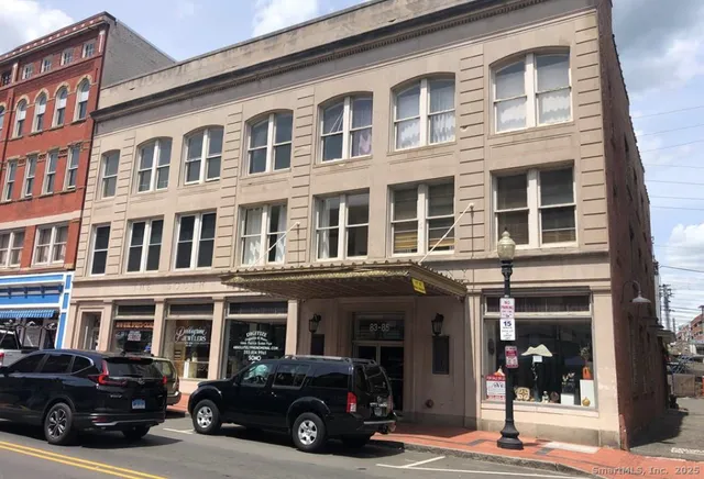 $3,000 | 83 Washington Street, Norwalk, CT 06854