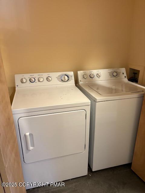 893 Millcreek Road Newfoundland, PA 18445 - Photo 25 of 31 a utility room with dryer and washer