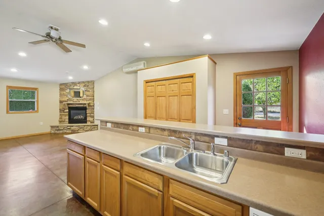 $279,900 | 501 Tamarack Road, Spring Green, WI 53588