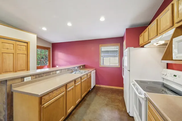 $279,900 | 501 Tamarack Road, Spring Green, WI 53588