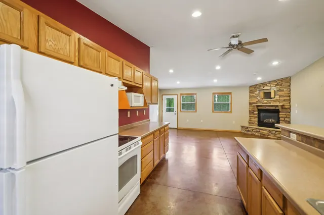 $279,900 | 501 Tamarack Road, Spring Green, WI 53588