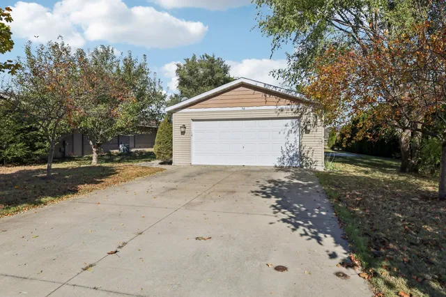 $279,900 | 501 Tamarack Road, Spring Green, WI 53588