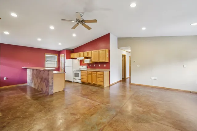 $279,900 | 501 Tamarack Road, Spring Green, WI 53588