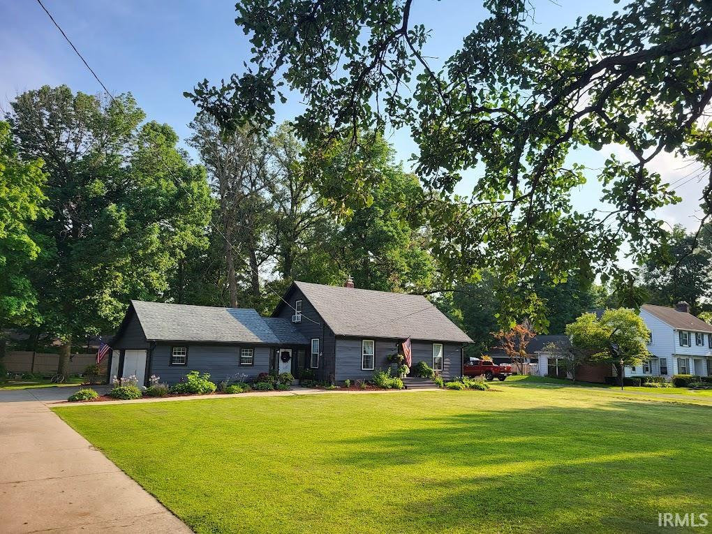 3005 West Moore Road Muncie, IN 47304 - Photo 1 of 36