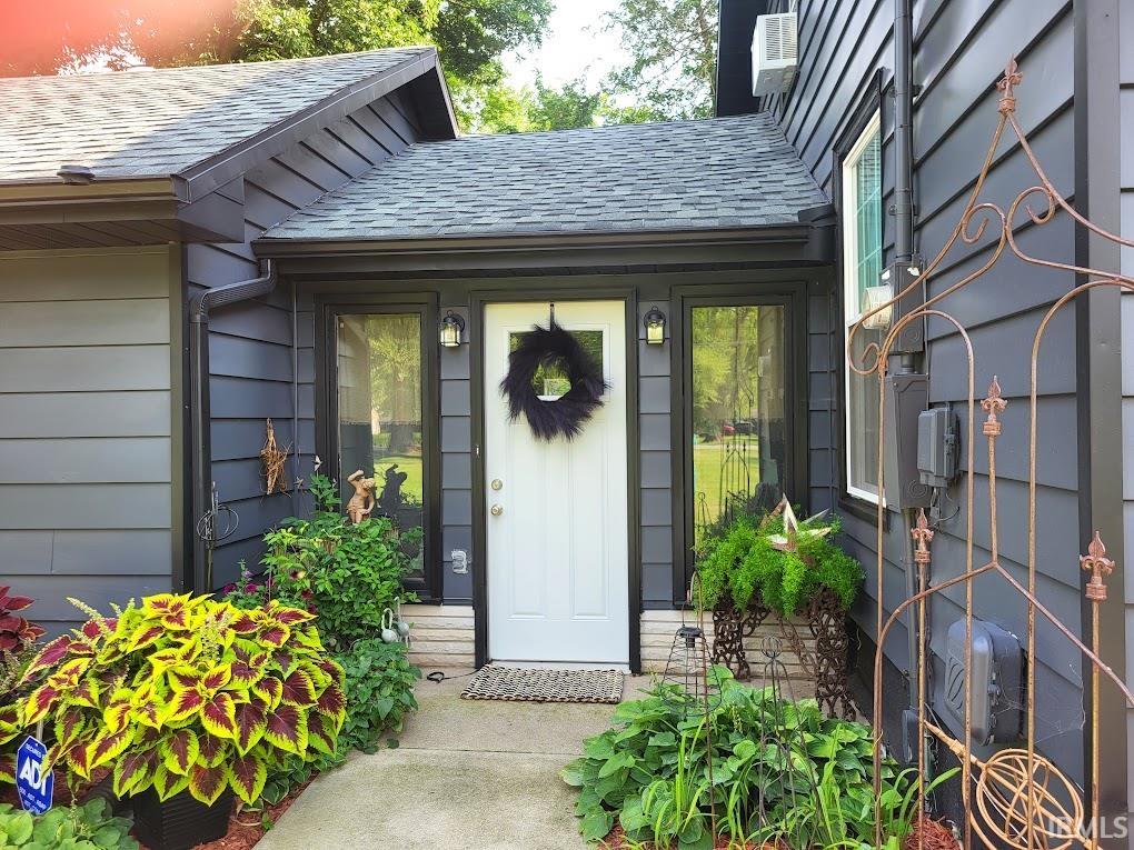 3005 West Moore Road Muncie, IN 47304 - Photo 2 of 36