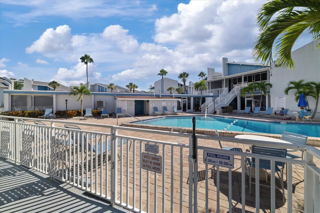 253 Rex Place, Unit B Madeira Beach, FL 33708 - Photo 21 of 31 Gallery Image 21