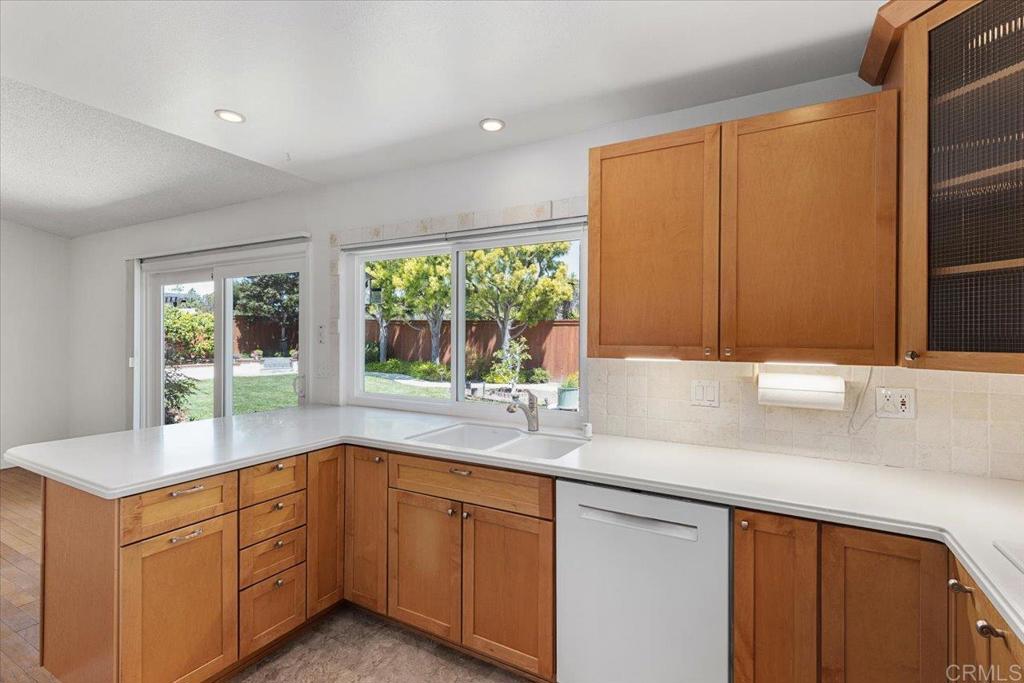 4350 Trieste Drive Carlsbad, CA 92010 - Photo 17 of 56