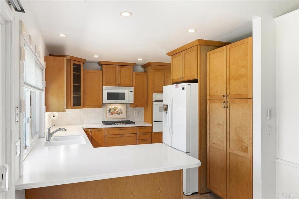 4350 Trieste Drive Carlsbad, CA 92010 - Photo 18 of 56