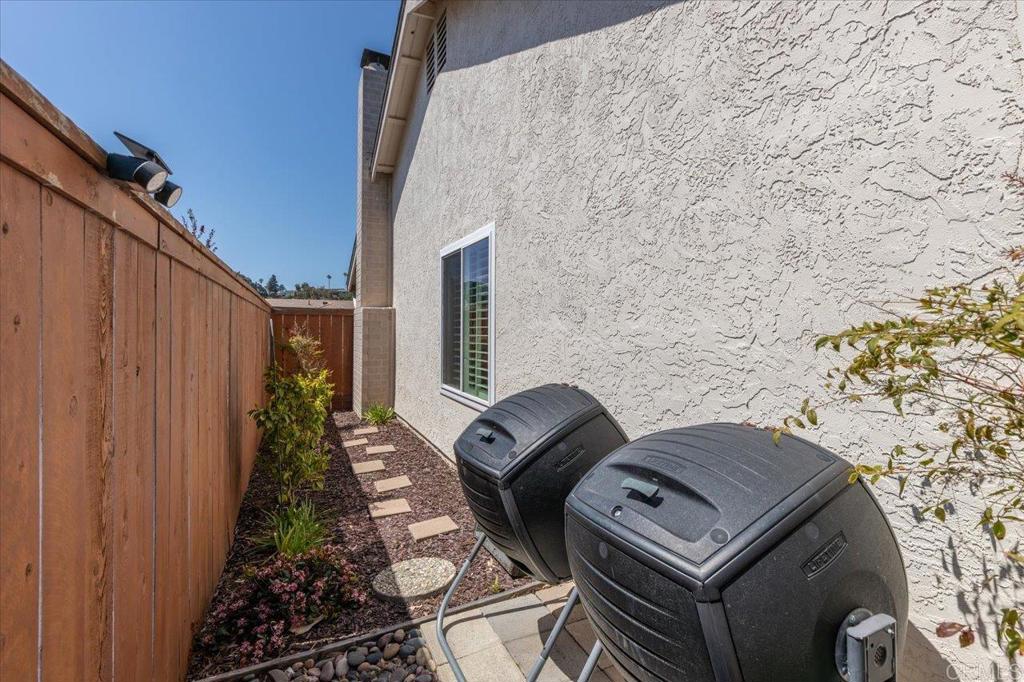 4350 Trieste Drive Carlsbad, CA 92010 - Photo 46 of 56