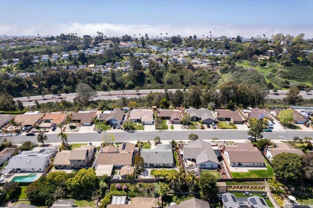 4350 Trieste Drive Carlsbad, CA 92010 - Photo 51 of 56