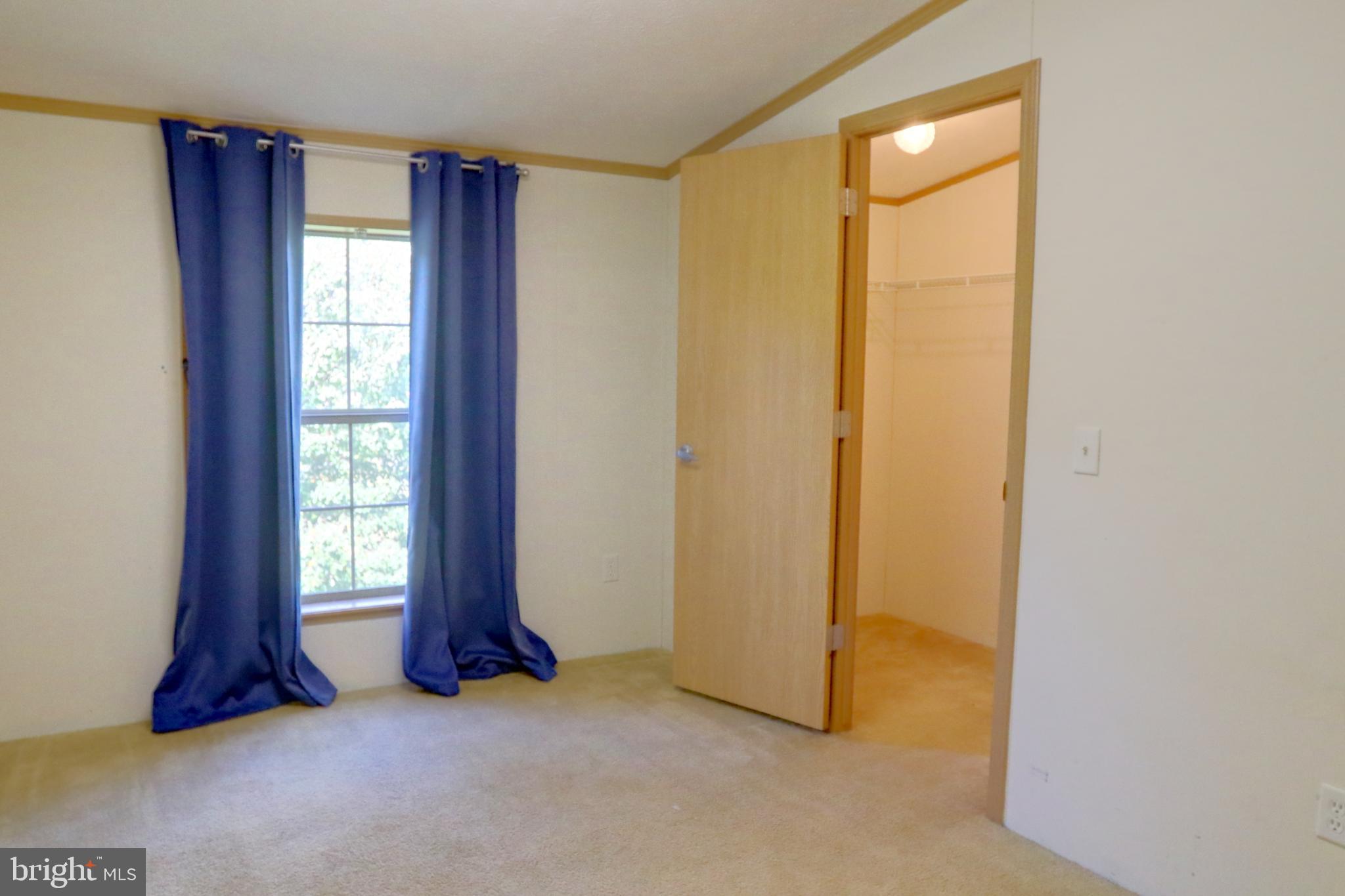 15792 Cross Mill Road Felton, PA 17322 - Photo 28 of 33 an empty room with windows