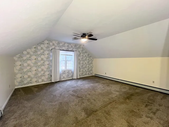 a view of a big room with an empty space