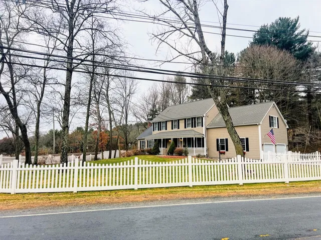 $775,000 | 1565 West Street, Wrentham, MA 02093