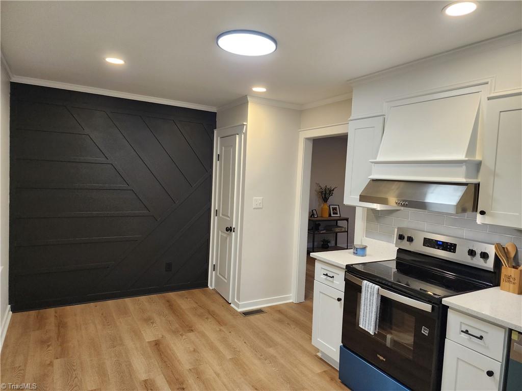 315 Small Street Thomasville, NC 27360 - Photo 11 of 39