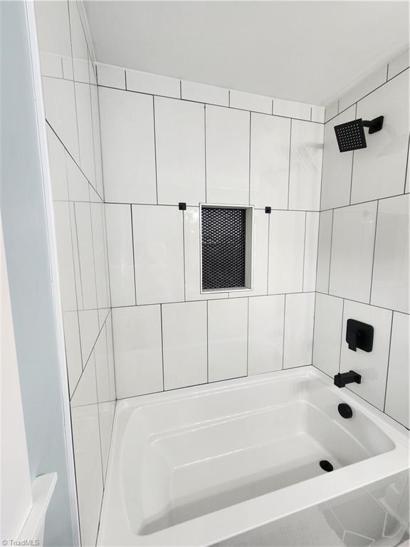 315 Small Street Thomasville, NC 27360 - Photo 17 of 39