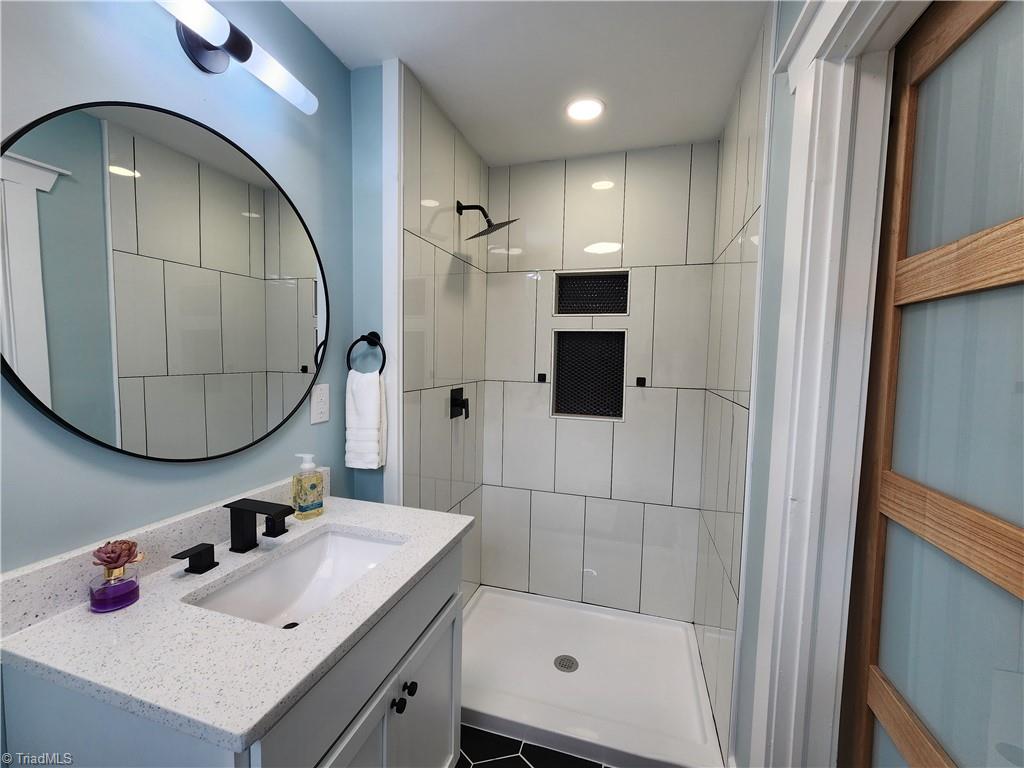 315 Small Street Thomasville, NC 27360 - Photo 19 of 39