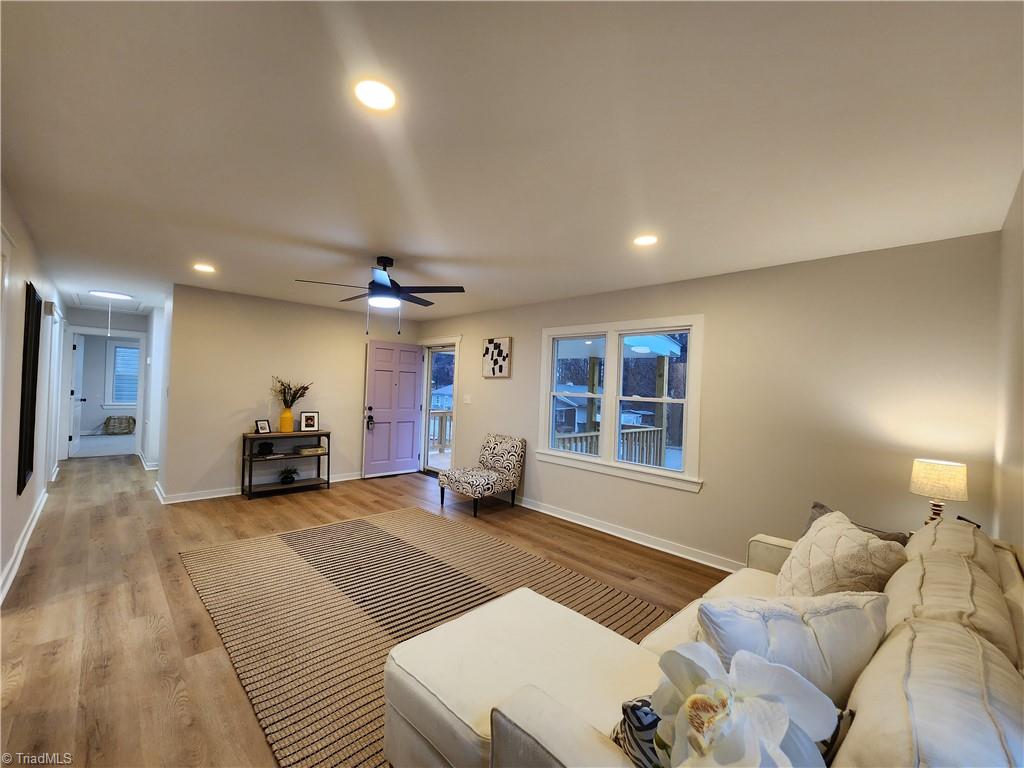 315 Small Street Thomasville, NC 27360 - Photo 2 of 39