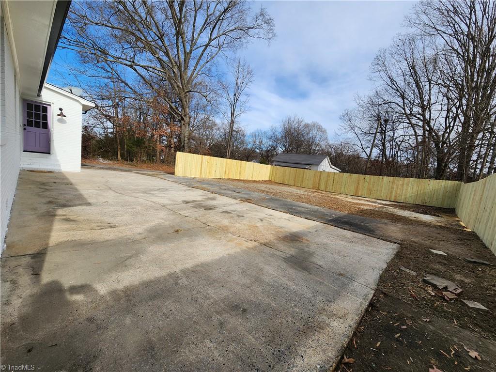 315 Small Street Thomasville, NC 27360 - Photo 23 of 39