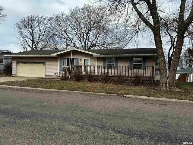 $159,900 | 606 West Hall Drive, Jacksonville, IL 62650