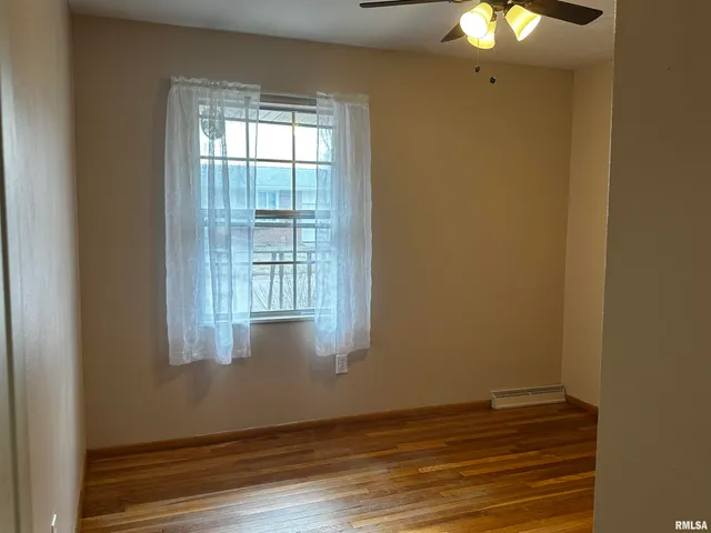 $159,900 | 606 West Hall Drive, Jacksonville, IL 62650