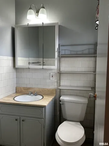 $159,900 | 606 West Hall Drive, Jacksonville, IL 62650