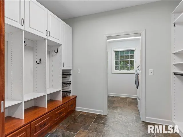 $759,000 | 6800 Ridges Court, Bettendorf, IA 52722