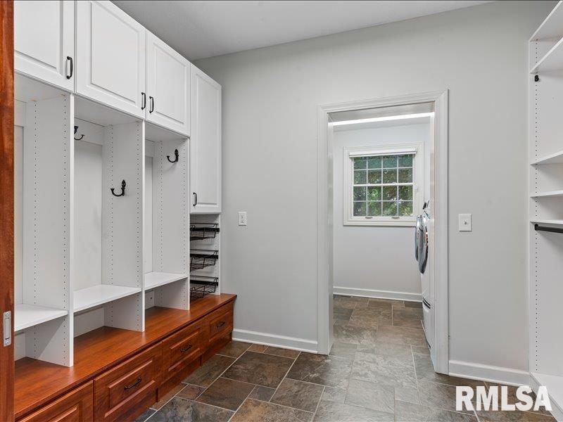 6800 Ridges Court Bettendorf, IA 52722 - Photo 22 of 59