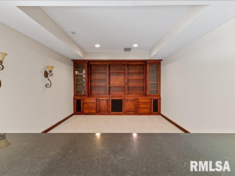 6800 Ridges Court Bettendorf, IA 52722 - Photo 45 of 59