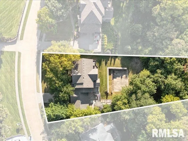 $759,000 | 6800 Ridges Court, Bettendorf, IA 52722