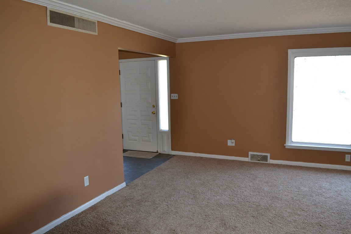 4619 Reed Road Fort Wayne, IN 46835 - Photo 3 of 12 Gallery Image 3