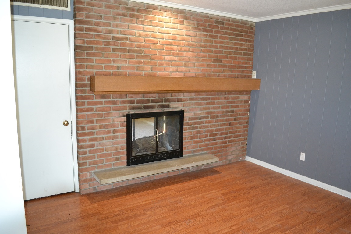 4619 Reed Road Fort Wayne, IN 46835 - Photo 8 of 12 Gallery Image 8