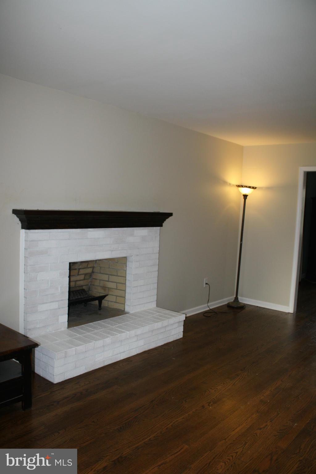 733 Magnolia Road Edgewood, MD 21040 - Photo 17 of 28 Living Room