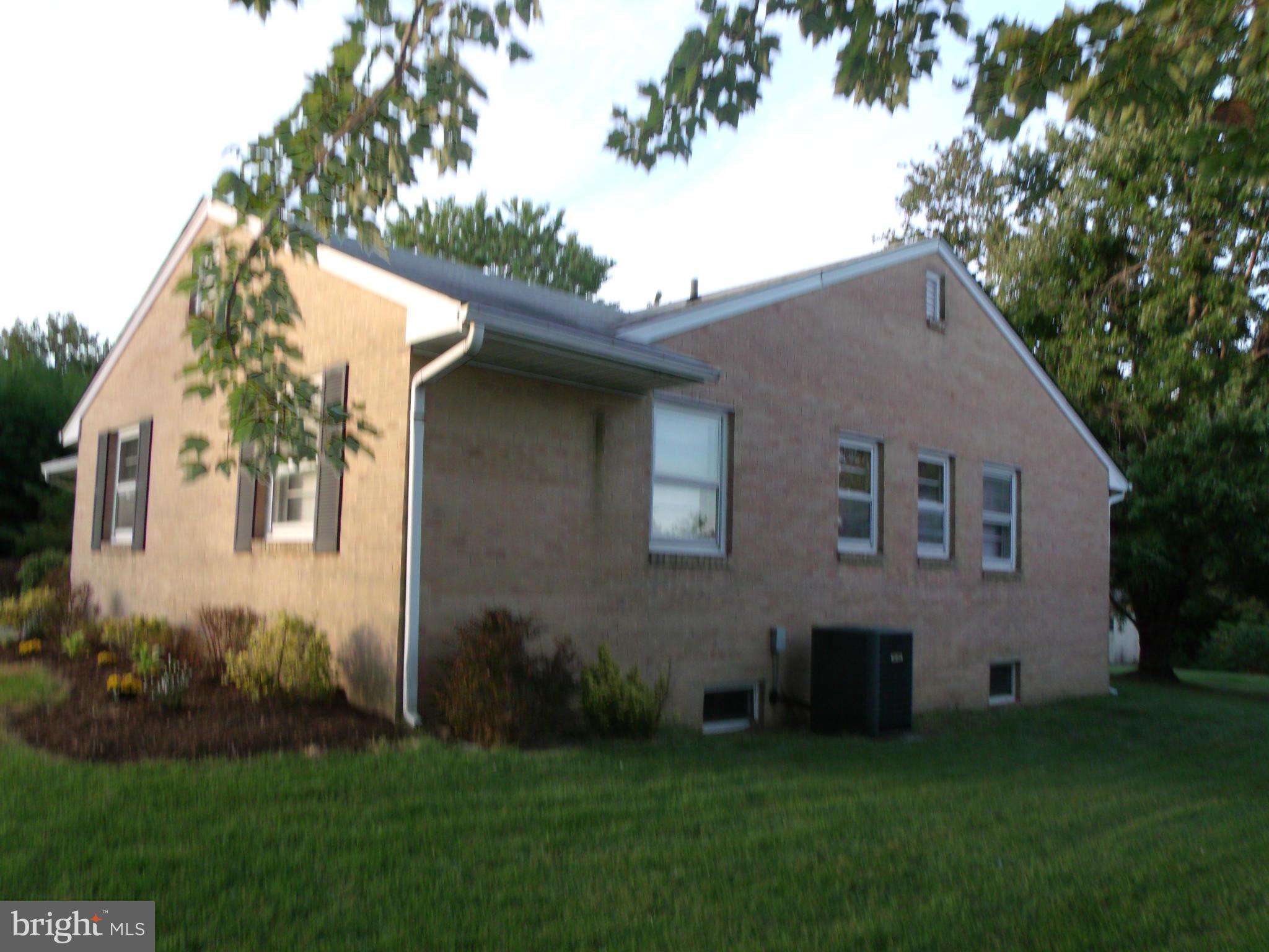 733 Magnolia Road Edgewood, MD 21040 - Photo 4 of 28 Exterior (General)