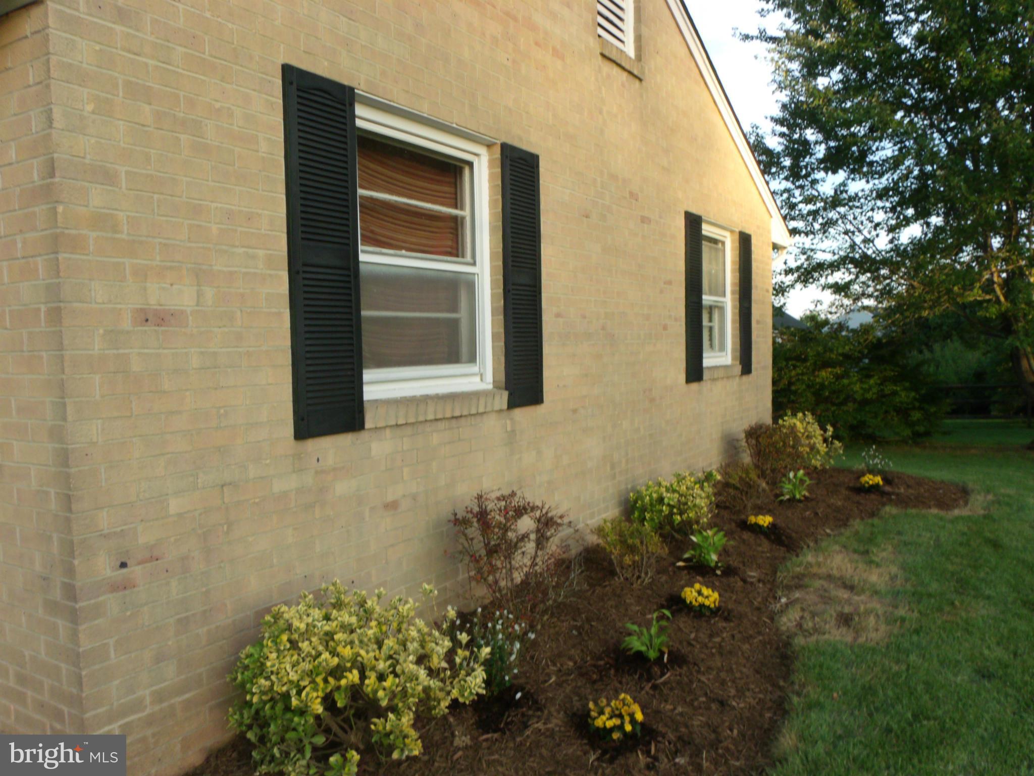 733 Magnolia Road Edgewood, MD 21040 - Photo 5 of 28 Exterior (General)