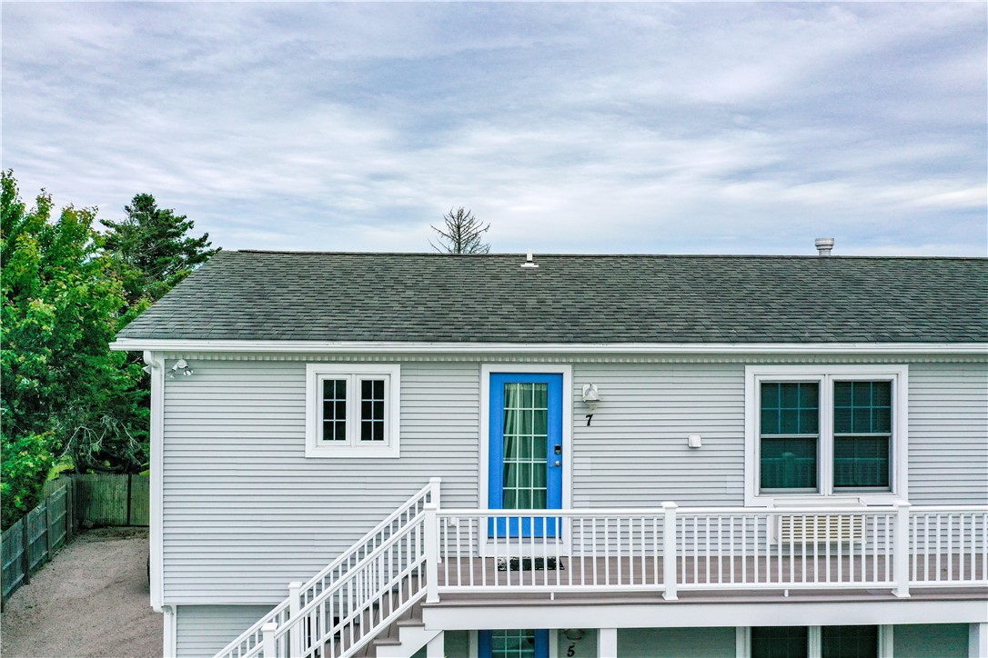 55 Winnapaug Road, Unit 7 Westerly, RI 02891 - Photo 3 of 23
