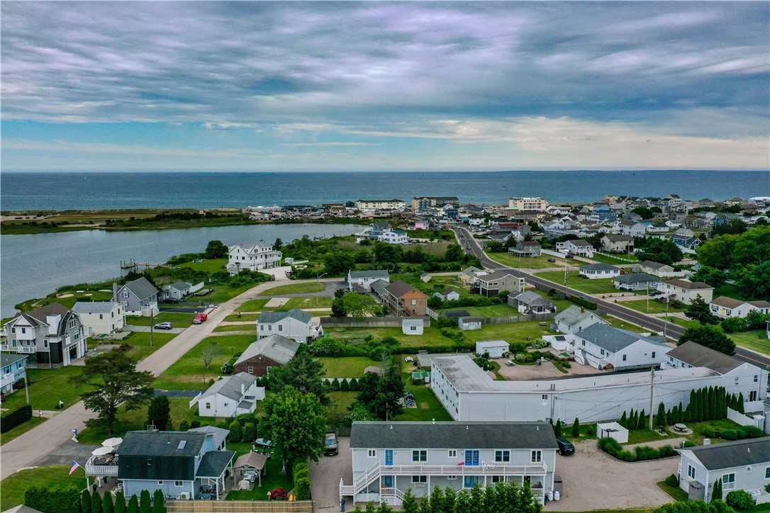 55 Winnapaug Road, Unit 7 Westerly, RI 02891 - Photo 7 of 23