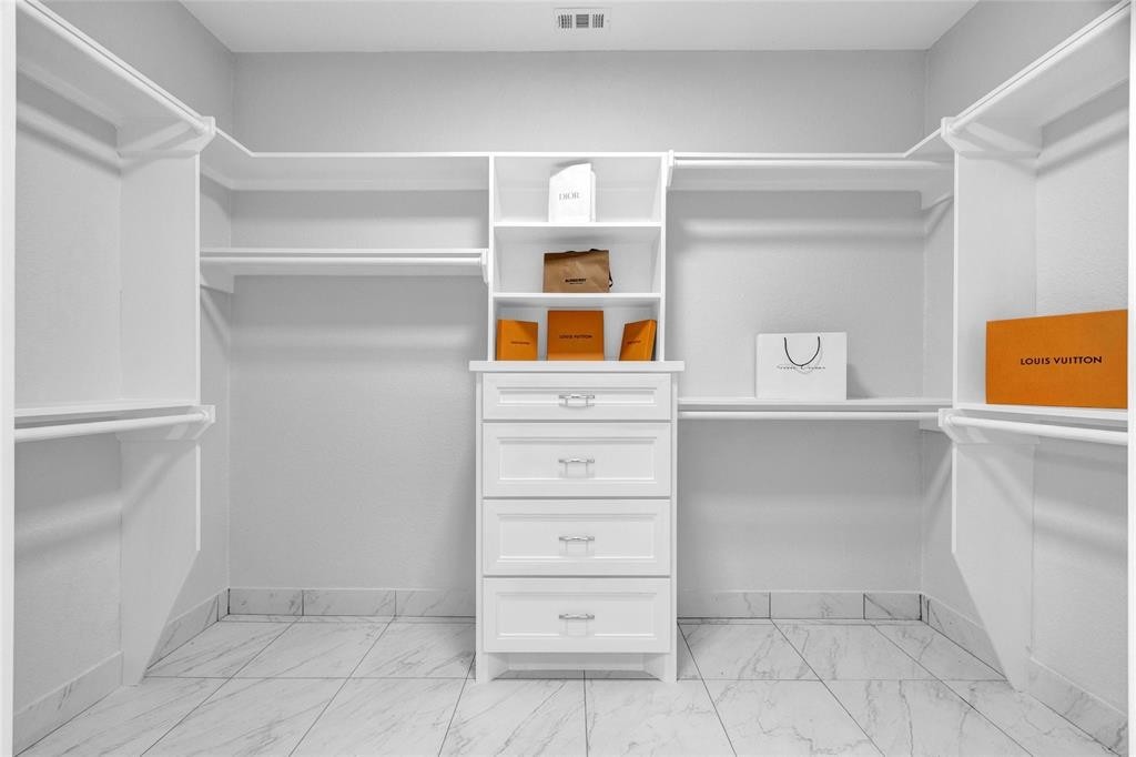 7812 Wade Road Baytown, TX 77521 - Photo 14 of 32