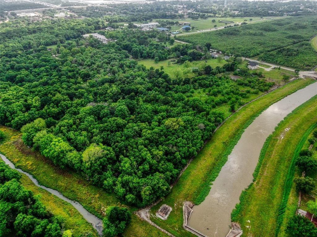7812 Wade Road Baytown, TX 77521 - Photo 25 of 32