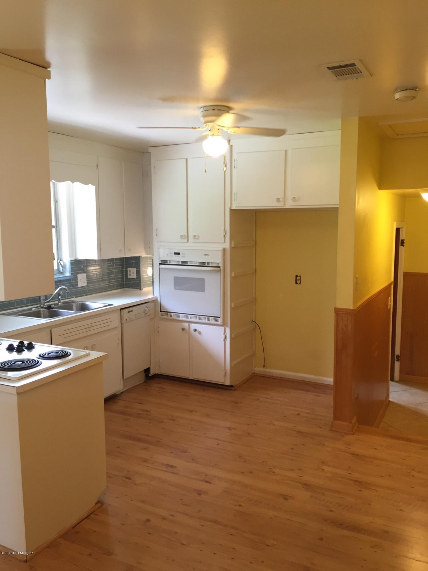 Kitchen 2