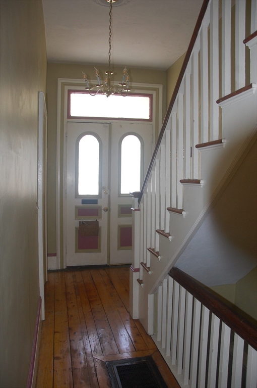 36 Highland Street Boston, MA 02119 - Photo 11 of 17