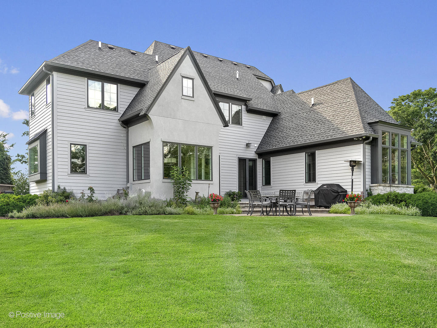 1561 Hawthorne Lane Wheaton, IL 60189 - Photo 31 of 47