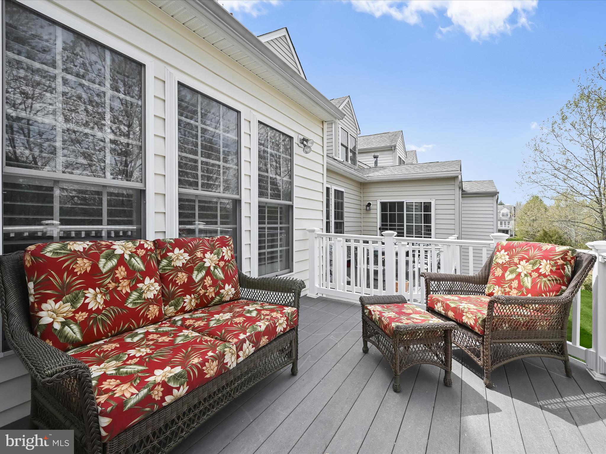 8214 Academy Road, Unit 25 Ellicott City, MD 21043 - Photo 26 of 64 Expansive deck