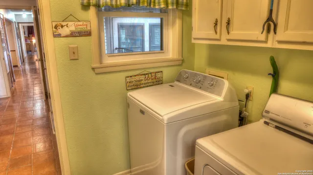 $1,200,000 | 4143 South South U Highway, Leakey, TX 78873