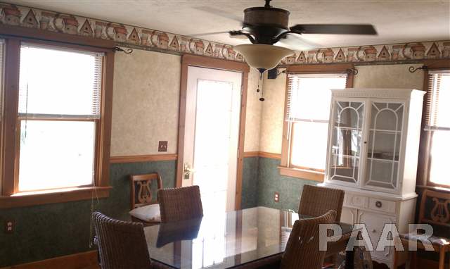 18728 West Farmington Road Trivoli, IL 61569 - Photo 5 of 9