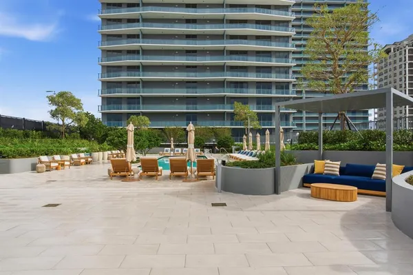 $13,500 | 3015 South Ysabella Avenue, Unit 1202, Tampa, FL 33629