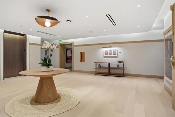 $13,500 | 3015 South Ysabella Avenue, Unit 1202, Tampa, FL 33629