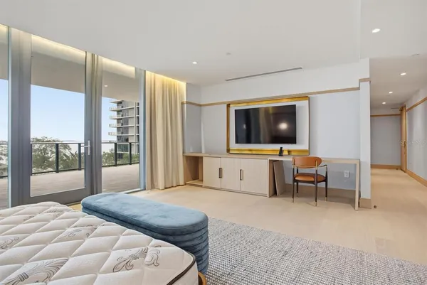 $13,500 | 3015 South Ysabella Avenue, Unit 1202, Tampa, FL 33629
