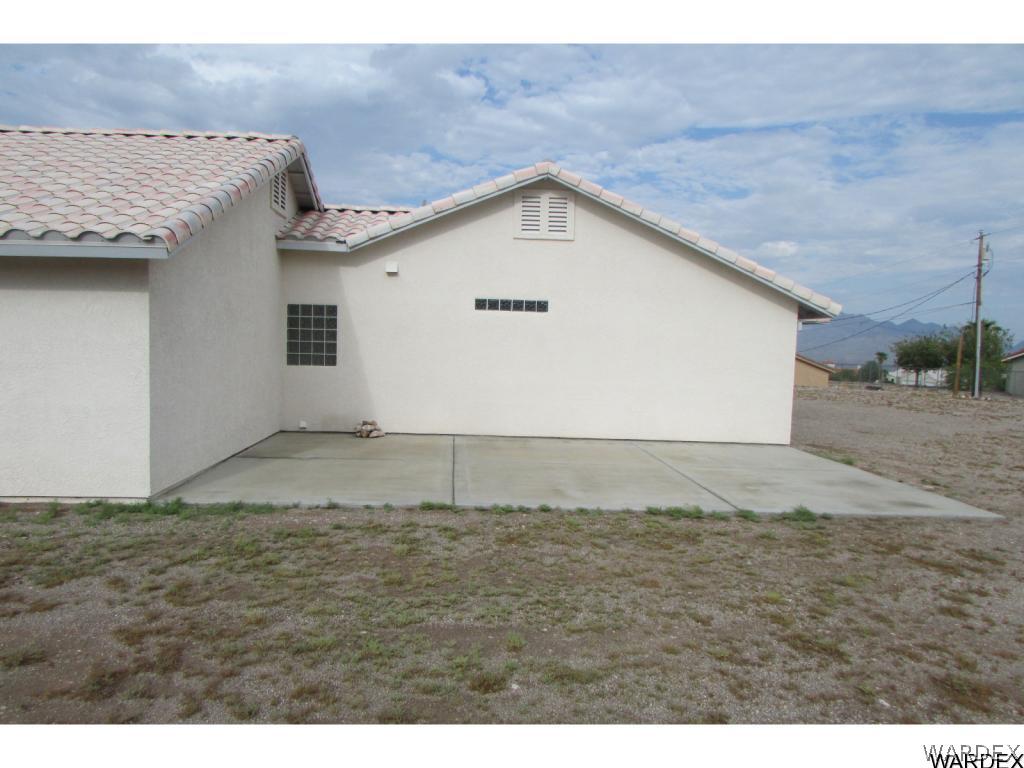 4219 Mercer Road Bullhead City, AZ 86429 - Photo 3 of 32 Gallery Image 3