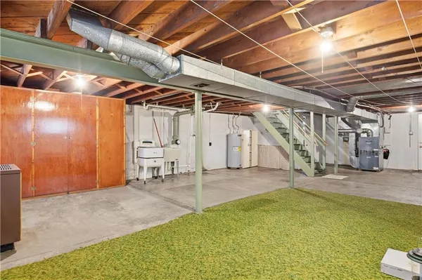 a view of a indoor garage