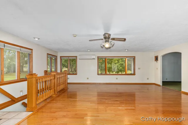 $425,000 | 1100 Hayes Road, Muir, MI 48860